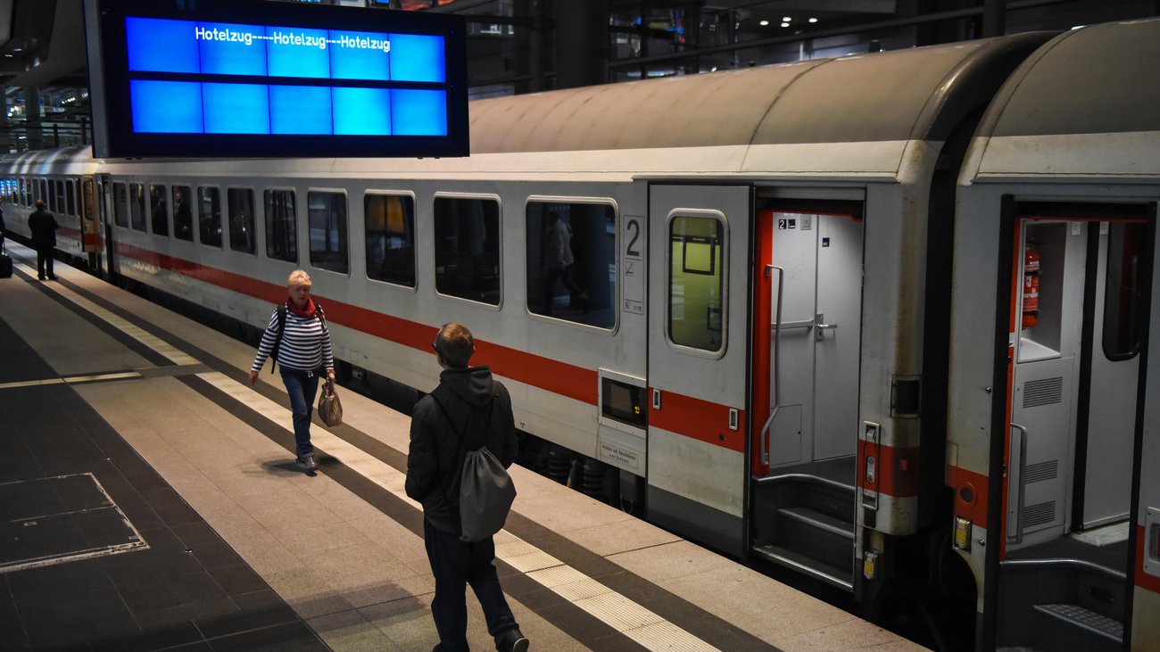 Xavier: Railway traffic in large parts of Germany paralysed