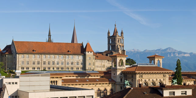 Lausanne, talent pool for foreign companies
